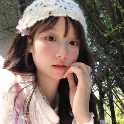5个吓鬼的少年